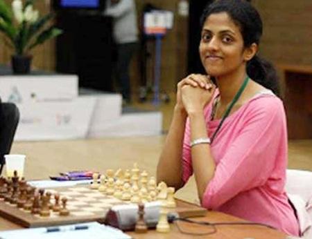 FIDE Women's Grand Prix: Harika Dronavalli starts campaign with a draw  against Swedish veteran Pia Cramling-Sports News , Firstpost