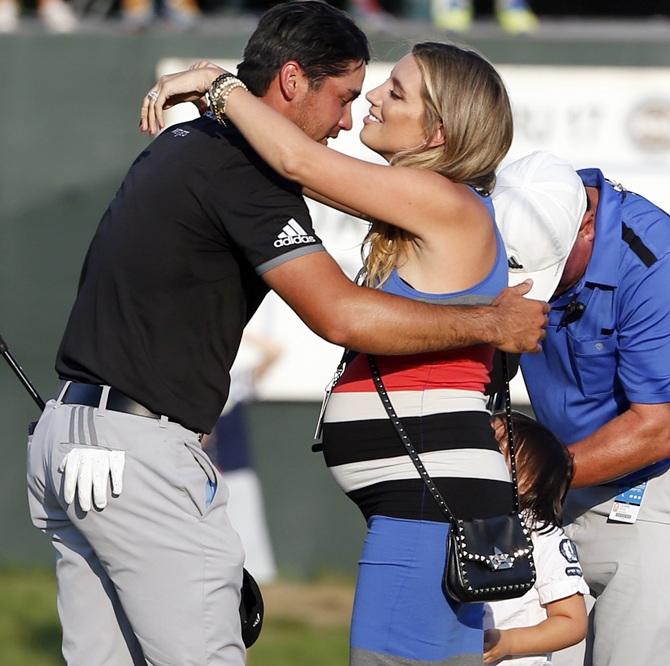 Jason Day celebrates with wife Ellie