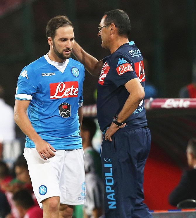 higuain with coach