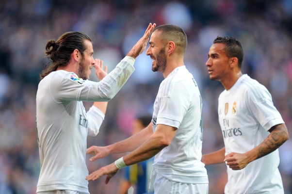 Karim Benzema of Real Madrid celebrates with Gareth Bale 