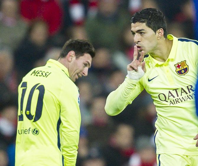 Luis Suarez of FC Barcelona celebrates