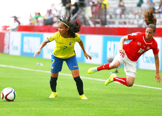 Ecuador's Ingrid Rodriguez and Switzerland's Fabienne Humm 