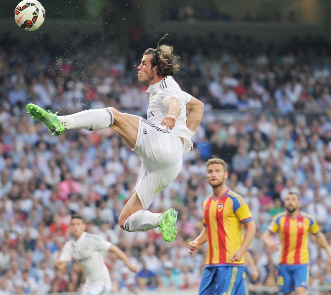 Gareth Bale of Real Madrid goes for a high ball