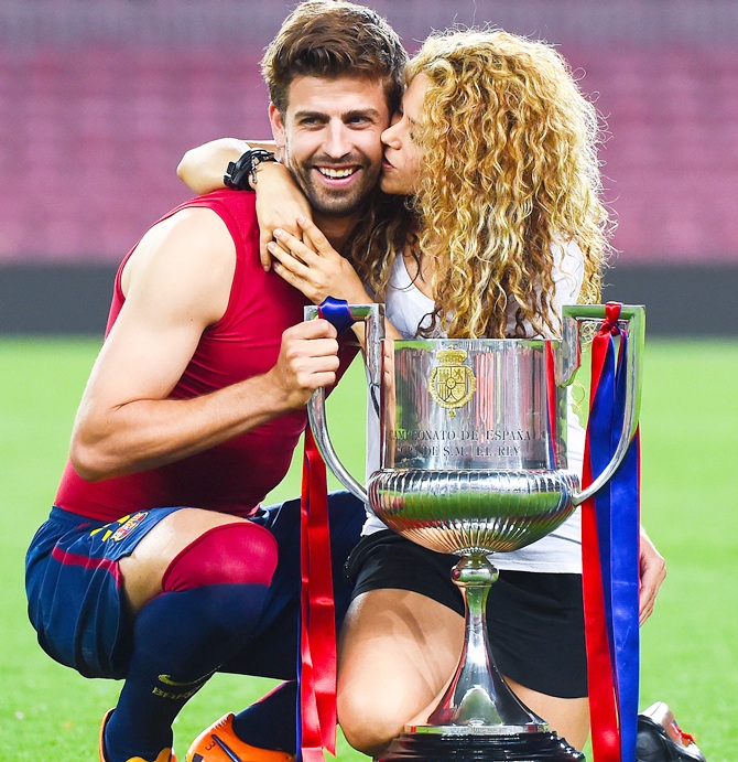 Sex tape blackmail haunts Pique-Shakira - Rediff Sports