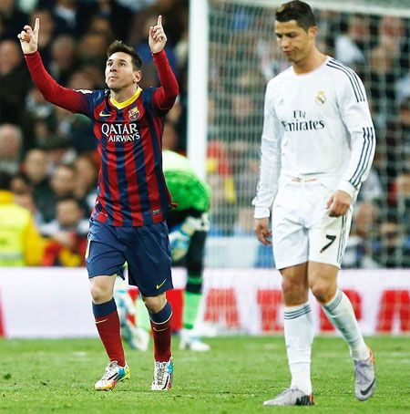 Real Madrid's Cristiano Ronaldo (right) and FC Barcelona's Lionel Messi