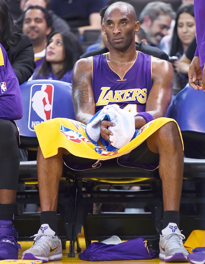 Kobe Bryant says he will retire at the end of 2015-16 season (w