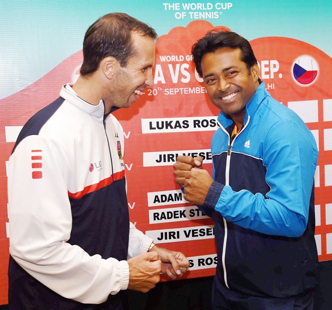 The Czech Republic's Radek Stepanek spar with Leander Paes