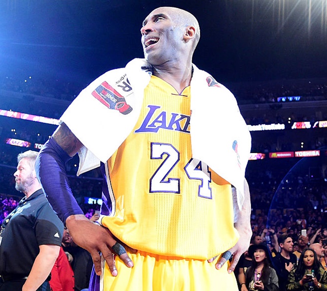 Los Angeles Lakers switch to 'Black Mamba' uniforms for potential