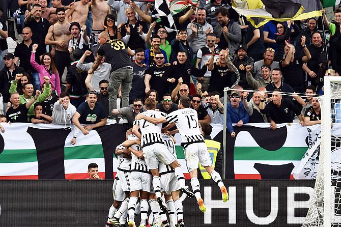 Juventus players celebrate Simone Padoin's goal against US Citta di Palermo during their Serie A match at Juventus Arena in Turin on Sunday