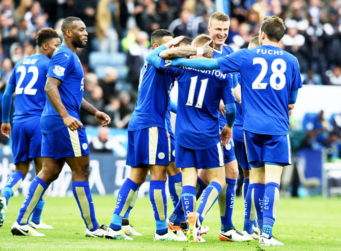 Marc Albrighton of Leicester City celebrates the forth goal during their English Premier League match against Swansea City at the King Power Stadium in Leicester on Sunday