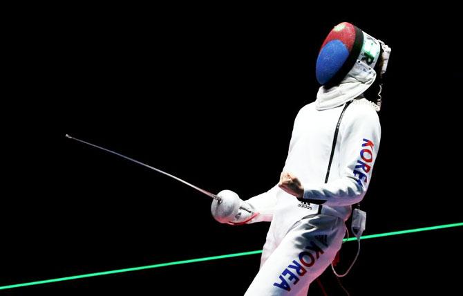 Park Sang-young South Korea celebrates after winning the Men's Fencing Epee Individual semi-final on Tuesday