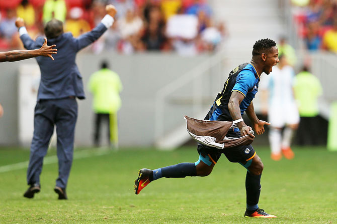 Quioto Romell of Honduras celebrates qualifying for the next phase after the Group D match against Argentina on Day 5 of the Rio 2016 Olympic Games at Mane Garrincha Stadium in Brasilia on Wednesday