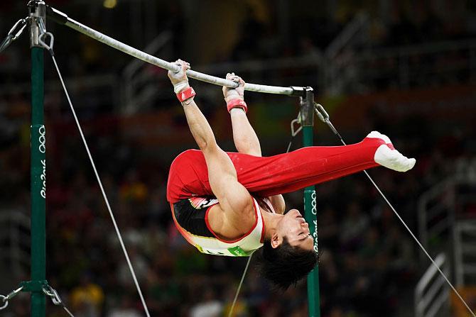  Kohei Uchimura of Japan competes on the horizontal bar during the Men's Individual All Around final on Day 5 of the Rio 2016 Olympic Games at the Rio Olympic Arena in Rio de Janeiro on Wednesday