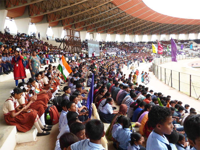 The Gadchibowli stadium was thronged by school children who came to witness PV Sindhu's felicitation ceremony