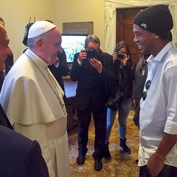 Ronaldinho with Pope