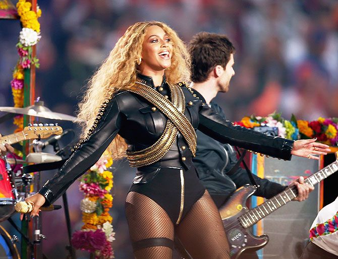 Beyonce performs her new single 'Formation' during the Pepsi Super Bowl 50 Halftime Show