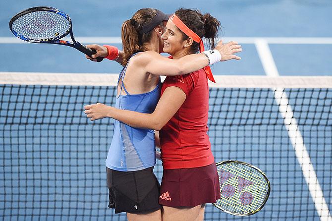 Sania Mirza and Martina Hingis