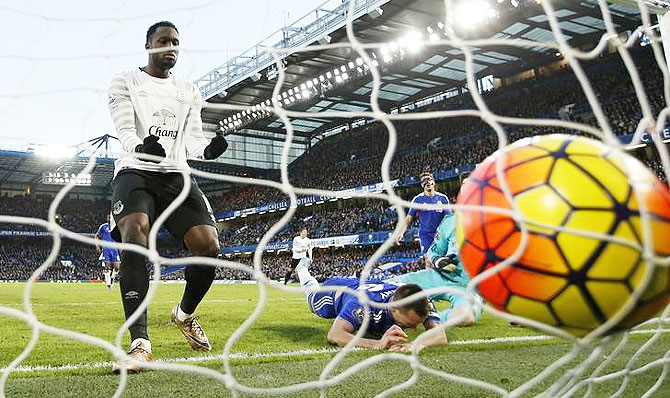 Chelsea's John Terry scores an own goal and the first for Everton