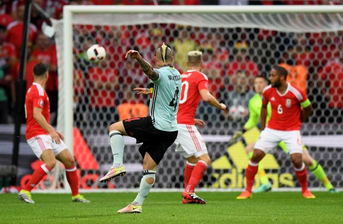 Euro: Wales Demolish Belgium To Reach First Ever Semi-final - Rediff Sports