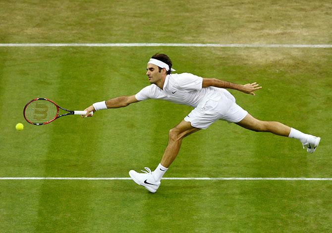 Roger Federer in action