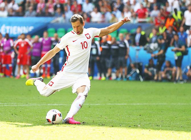 Grzegorz Krychowiak of Poland 