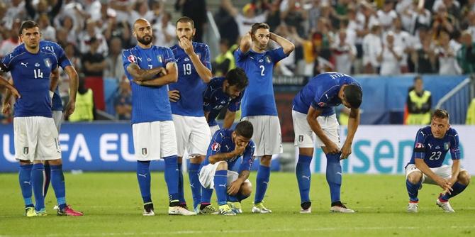 Italy players