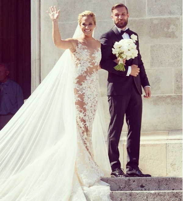 PHOTOS Dominika Cibulkova sizzles in wedding gown Rediff