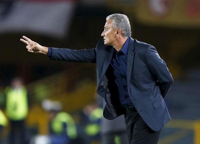 Coach Tite gestures