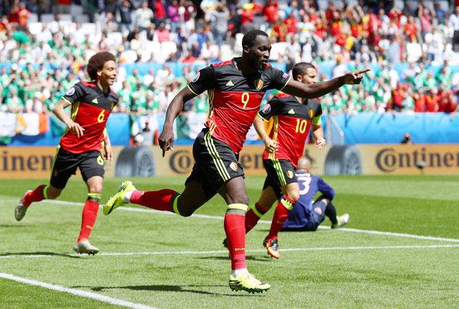 Belgium's Romelu Lukaku celebrates scoring his team's first goal against Republic of Ireland during their Euro 2016 Group E match at Stade Matmut Atlantique in Bordeaux on Saturday