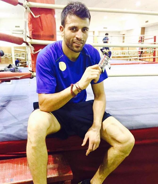 Boxing champ Sangwan fails dope test