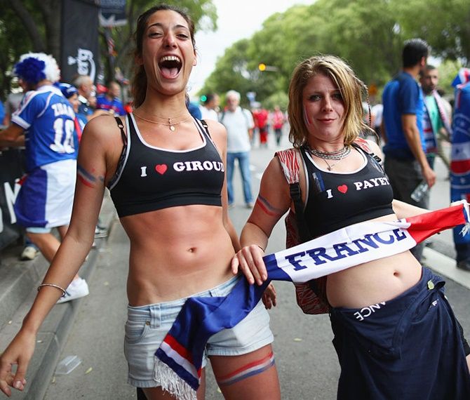 French fans wear their favourites stars’ names on their hearts
