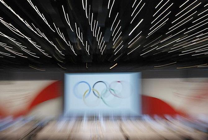  A general view show the stage where five cities are applying for their candidature for the 2016 Olympic Games to International Olympic Committee (IOC) members during the 121st IOC session in Copenhagen on October 2, 2009