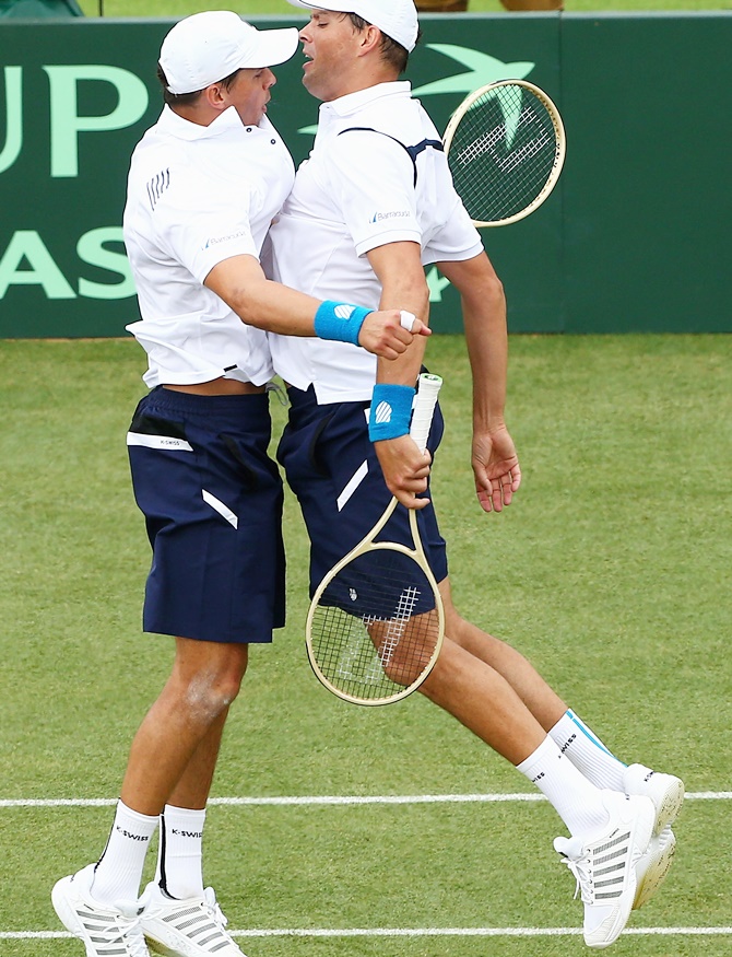 Bob Bryan and Mike Bryan 