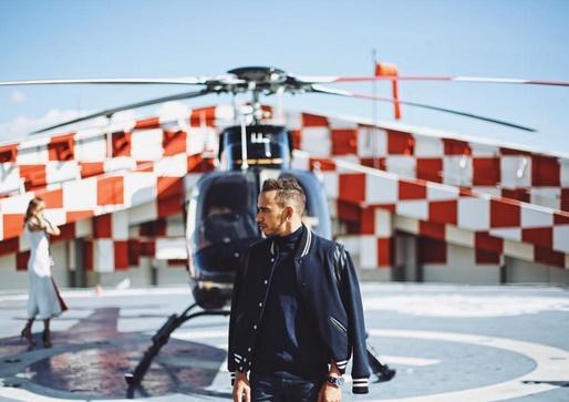 A peek into the high-flying life of F1 champ Lewis Hamilton - Rediff ...