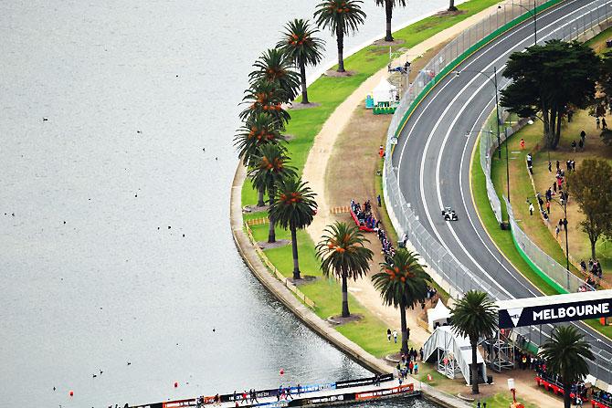 Mercedes' Nico Rosberg German drives the AMG Petronas F1 Team Mercedes F1 WO7 Mercedes PU106C Hybrid turbo on track during qualifying for the Australian Formula One Grand Prix at Albert Park on Saturday