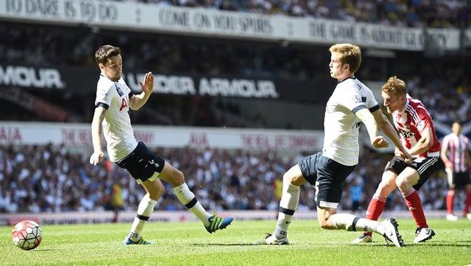 Steven Davis scores the second goal for Southampton against Tottenham Hotspur at White Hart Lane on Sunday