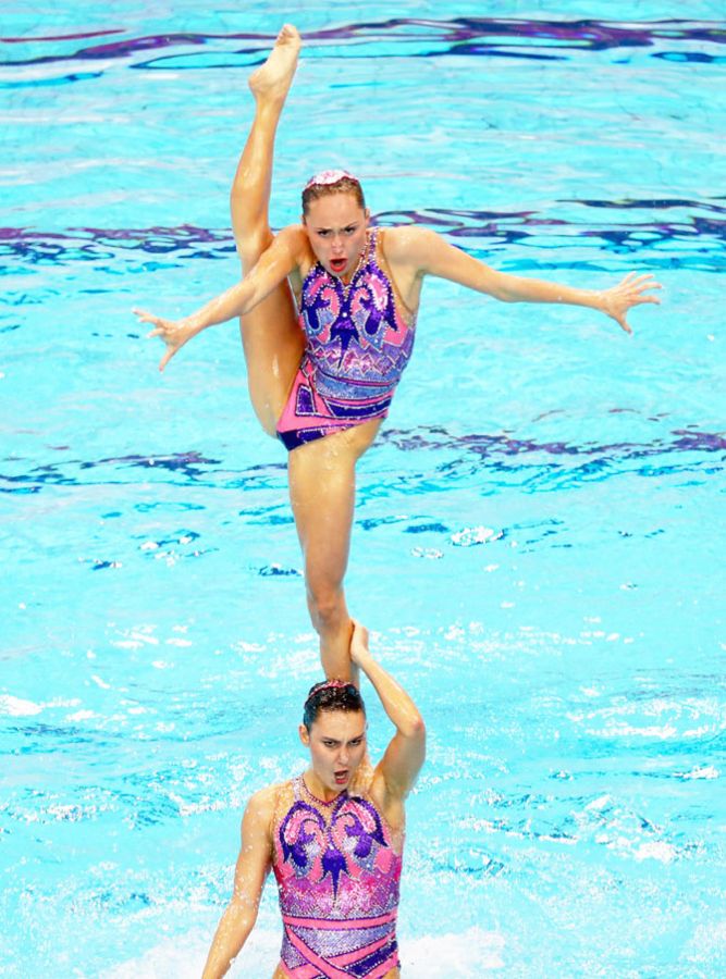 Team Ukraine compete in the Synchronised Swimming Team Free Final on May 13