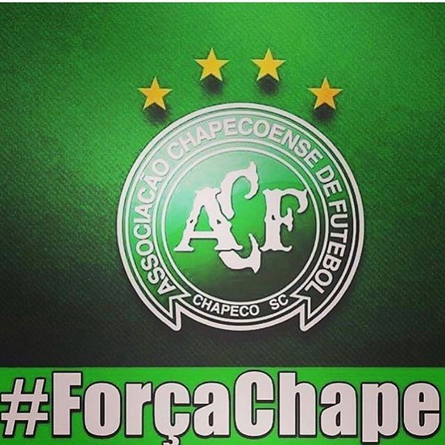 Barcelona footballer Neymar posted the emblem of the Brazilian club Chapecoense on his Twitter page