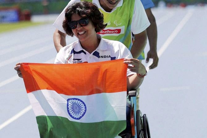 Paralympics medalists Deepa Malik asks Sachin Tendulkar to meet her - Rediff Sports