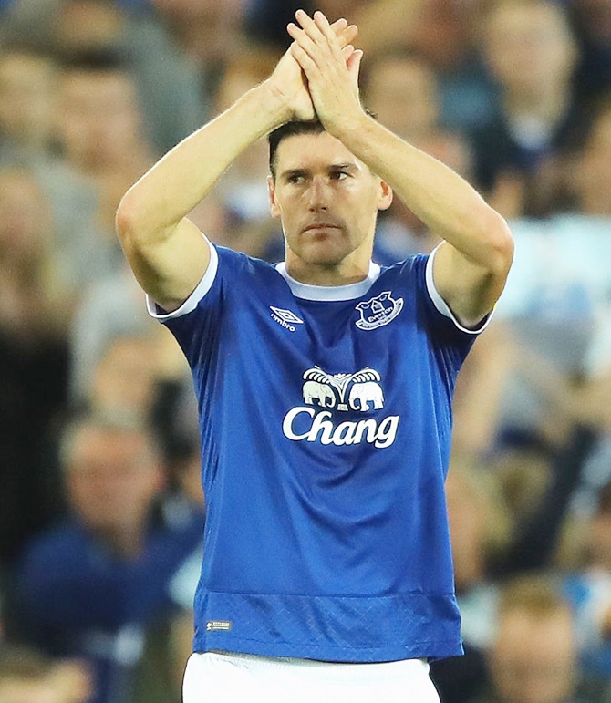  Gareth Barry of Everton