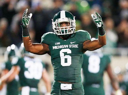 Mylan Hicks #6 of the Michigan State Spartans
