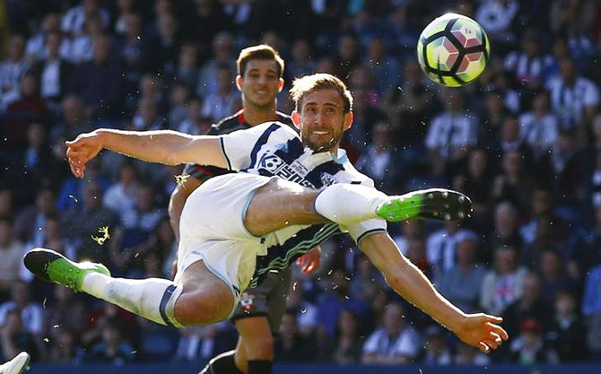 West Bromwich Albion's Craig Dawson shoots at goal during their Premier League match against Southampton