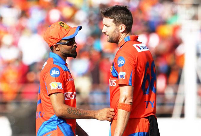 Gujarat Lions bowlers Ravindra Jadeja and Andrew Tye