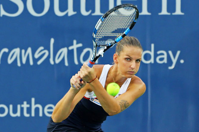 Karolína Pliskova plays a return against Natalia Vikhlyantseva