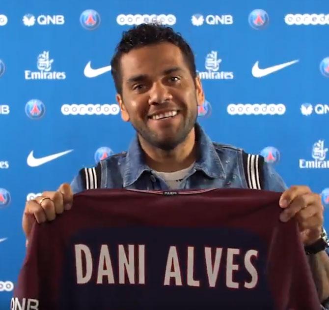 Dani Alves introduced as PSG player