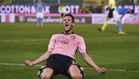 Sevilla's Franco Vasquez celebrates a goal