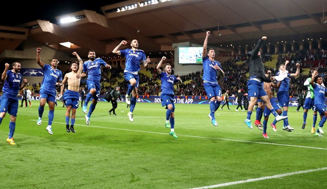 Champions League PIX: Higuain double sends Juve close to final - Rediff