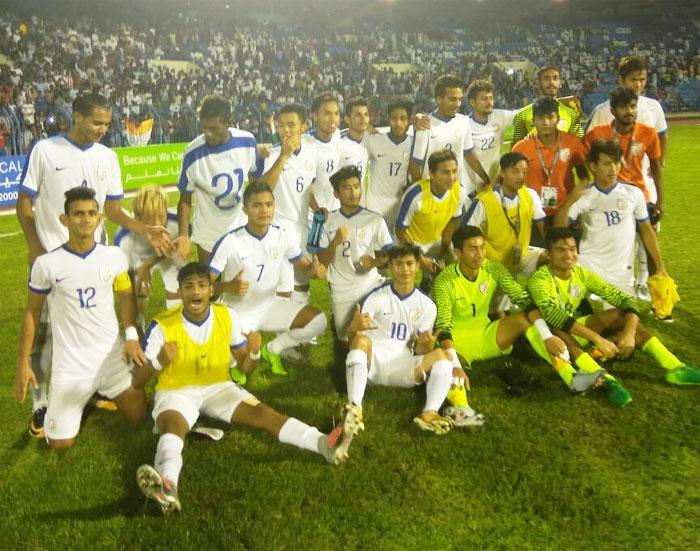 The Indian U-19 celebrate after their win