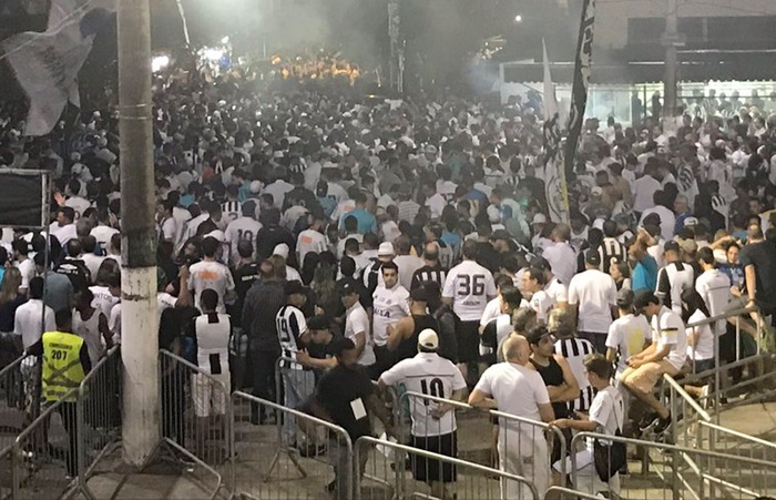 Santos fans