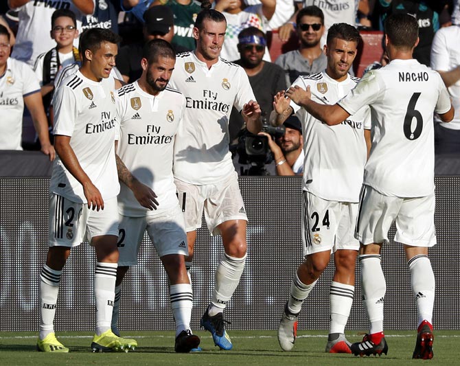 Real Madrid players agree to 10-20 percent wage cut